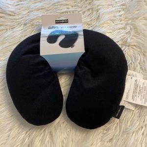 Samsonite Fleece Neck Pilow brand new with tag color black
